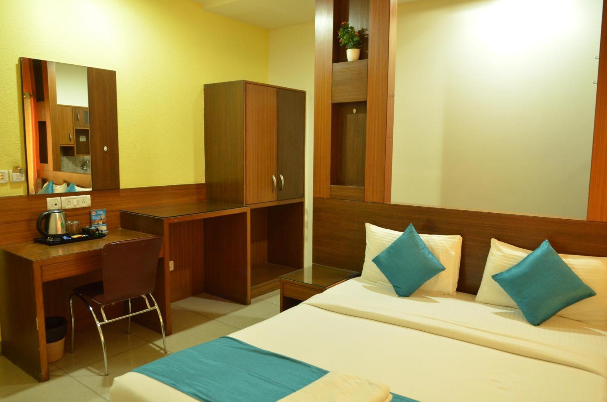 Cubbon Suites - 10 Minute Walk To Mg Road, Mg Road Metro And Church Street Bengaluru Kültér fotó